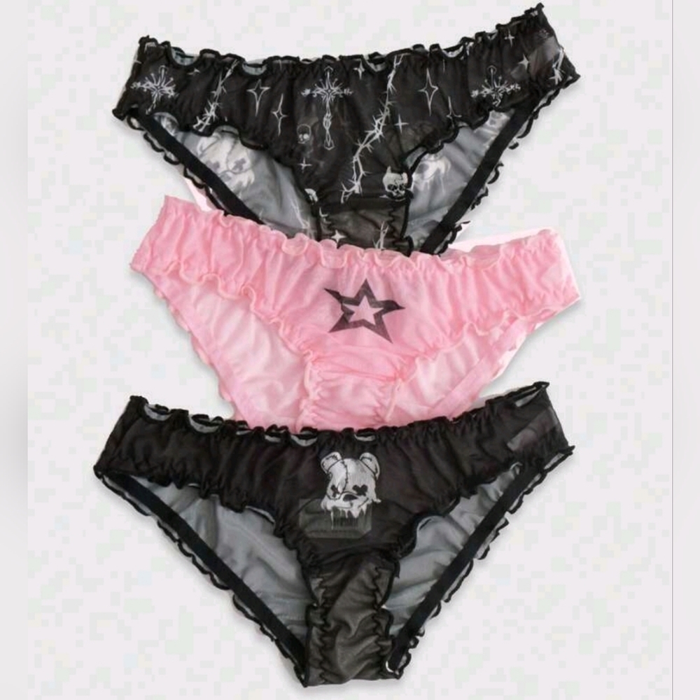 3pk Star & Skull Print Lettuce Trim Mesh Panty Set